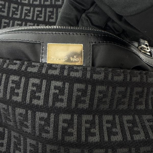 Fendi 經典 緹花布法棍包 