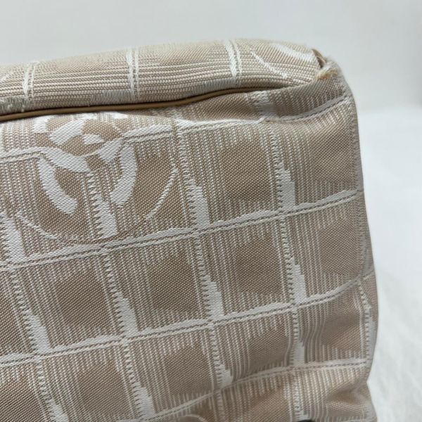 Chanel 奶茶色香奈兒冰格托特包 