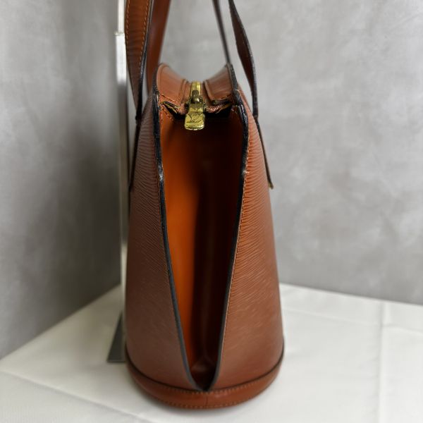 Louis Vuitton Epi 皮革手提包 