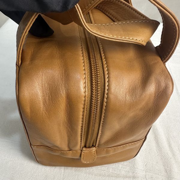 LOEWE 焦糖色手提方形便當包 