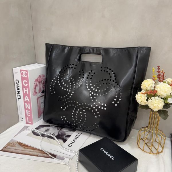 CHANEL 後空雙C托特手提包 