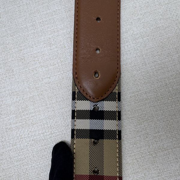 Burberry 金x黑頭 格紋棕色皮革 皮帶 腰帶 