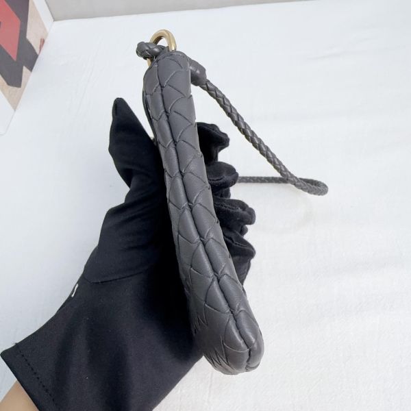 Bottega Veneta 經典編織小羊皮手機包迷你掛包* 