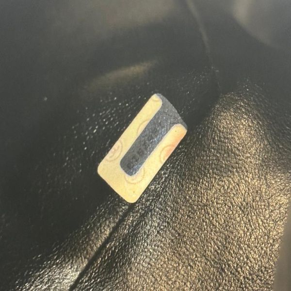 Chanel 中古款迷你麂皮雕花鏈條黛妃包 