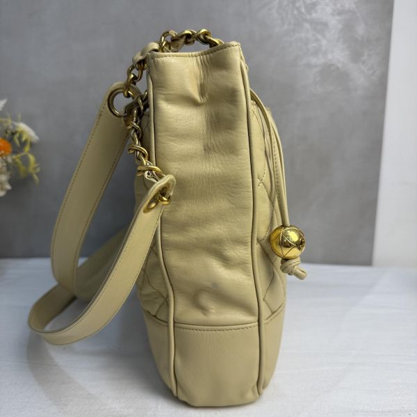 Chanel Matelasse 菱格紋托特包 