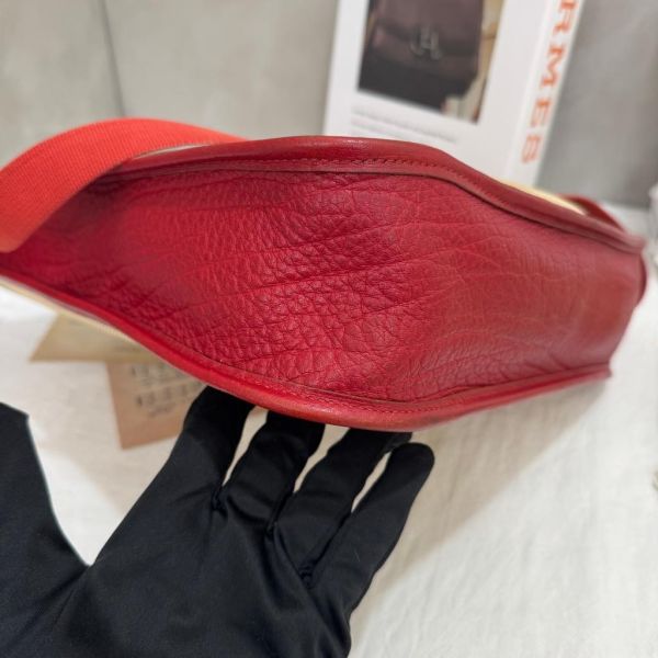 Hermès Vespa 紅色帆布拼接包 