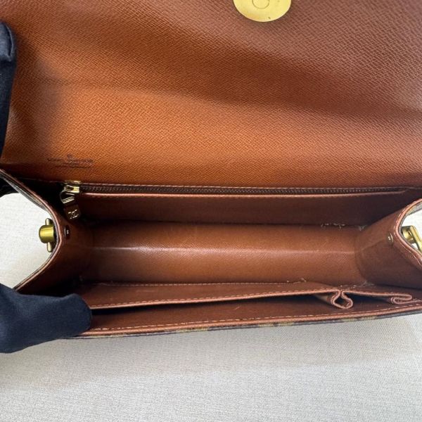 Louis Vuitton 經典老花紅皮手拿包 