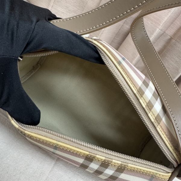 Burberry 粉色格紋圓筒包 