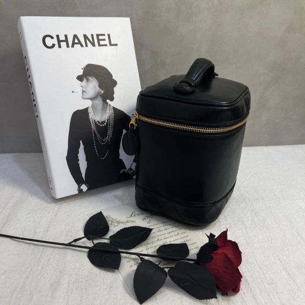 Chanel香奈兒化妝包手提包 