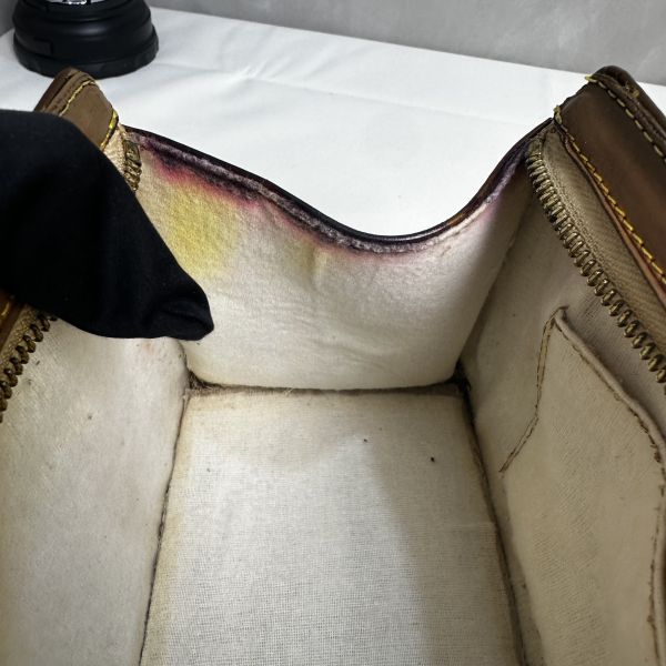 Louis Vuitton 亮面漆皮手提包 