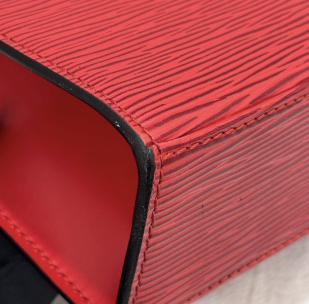 Louis Vuitton 水波紋Kelly手提包 