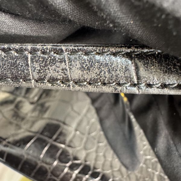 Balenciaga 經典鱷魚紋系列手提包 