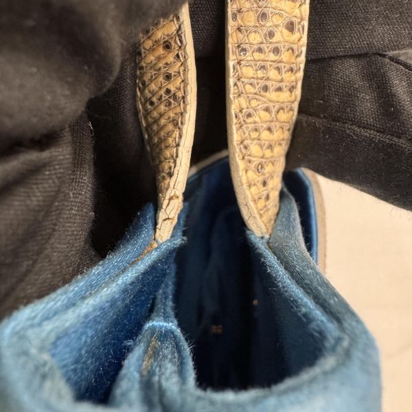 BVLGARI 寶格麗 絲綢緞面肩背包 