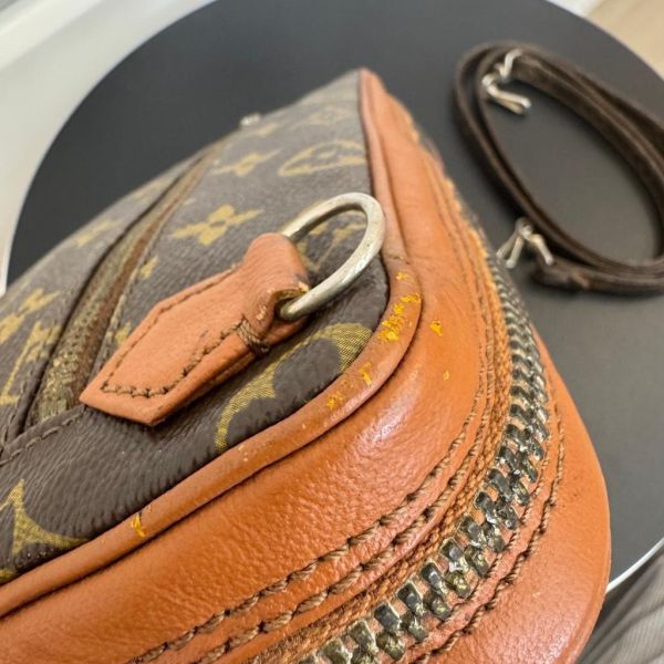 Louis Vuitton 紅皮老花方形斜背包 