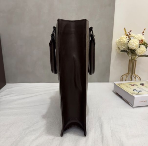 Louis Vuitton Epi Sac Plat 琴譜包 咖啡色 