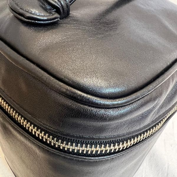 CHANEL 經典款化妝箱包 