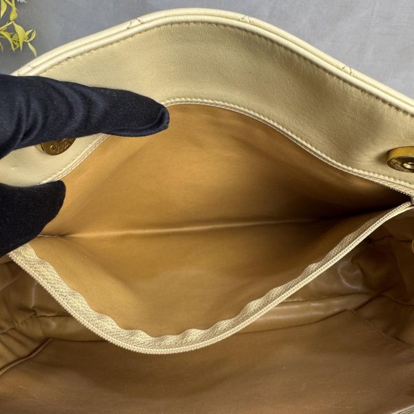 Chanel Matelasse 菱格紋托特包 