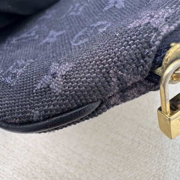 Louis Vuitton 黑色提花布零錢包 