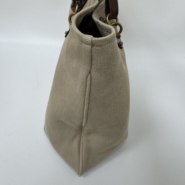 BOTTEGA VENETA 帆布金釦手腕袋卡其 