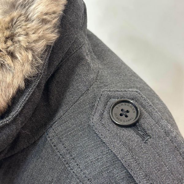 Burberry 羽絨大衣 