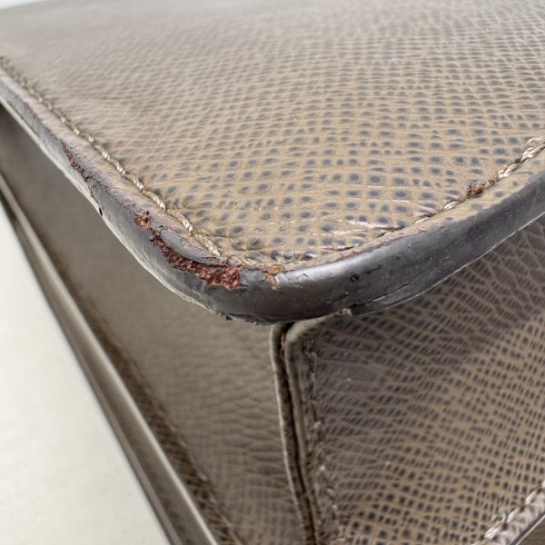 Louis Vuitton 深棕色皮革公事包 