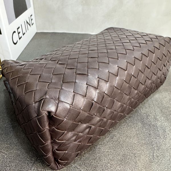 Bottega Veneta 經典Intrecciato 納帕小羊皮編織拉鍊手拿包* 