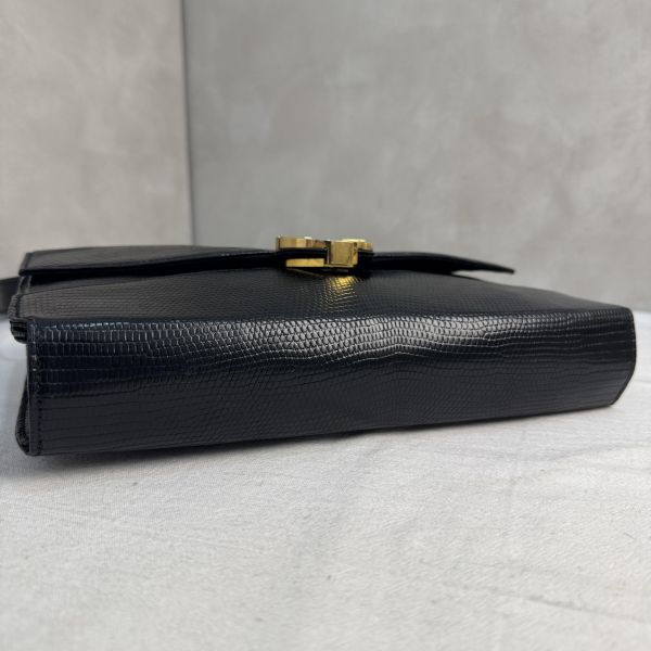 Gucci 黑色皮革翻蓋肩背包 