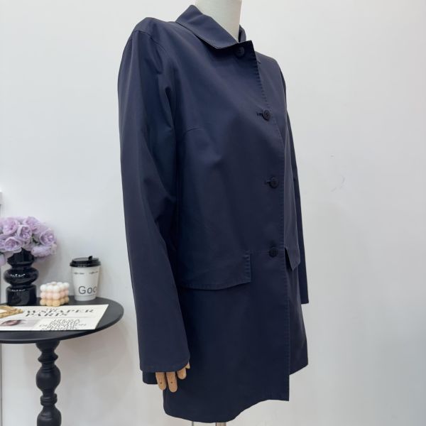 Burberry 深藍色復古女士風衣 