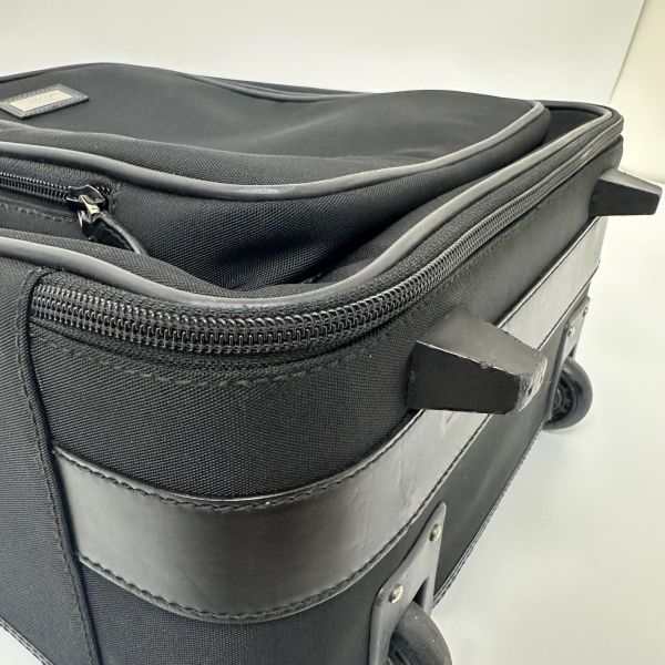 Gucci 黑色尼龍拉桿行李箱 