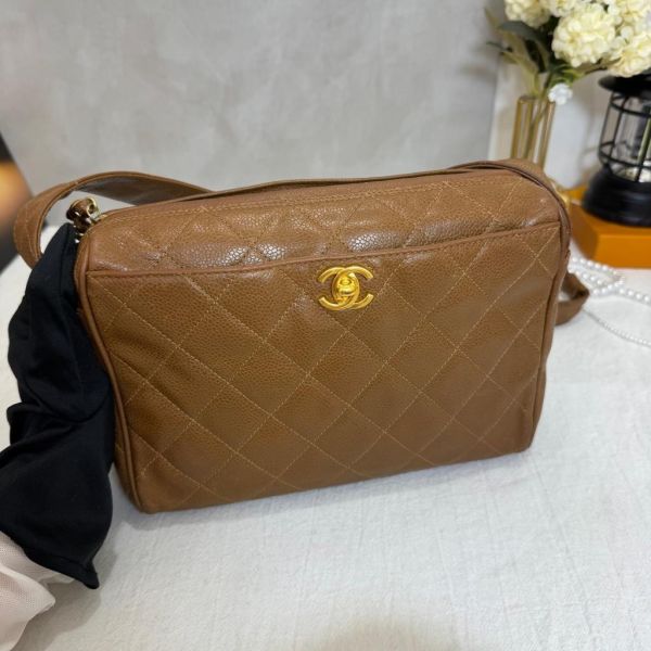 Chanel 咖金皮寬帶相機包 