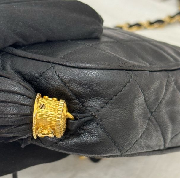 Chanel 菱形流蘇小包 