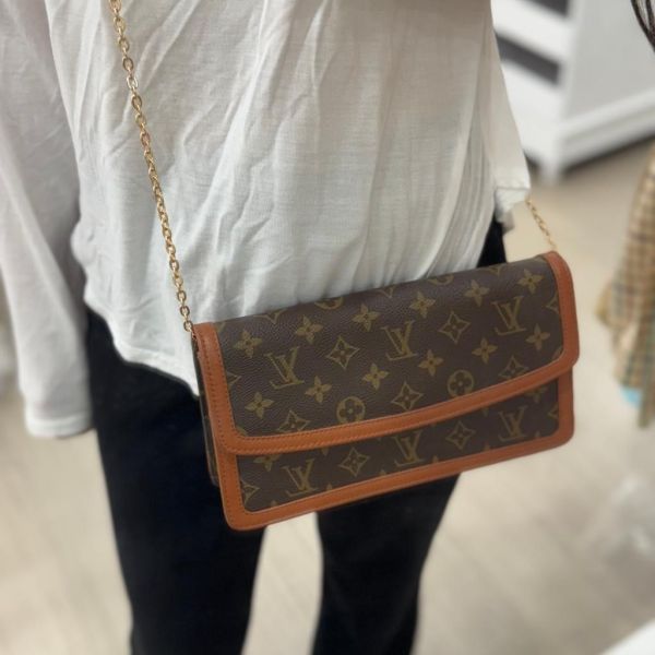 Louis Vuitton 經典老花紅皮手拿包 