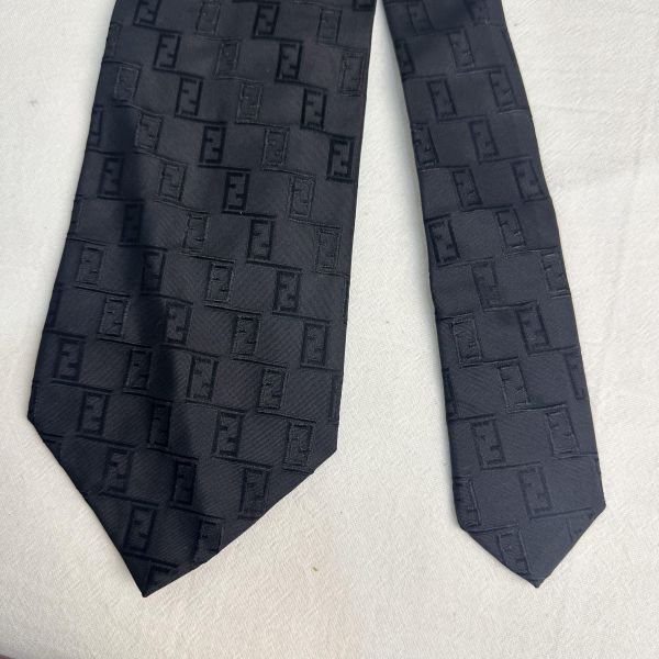 FENDI 黑色老花領帶（中古） 