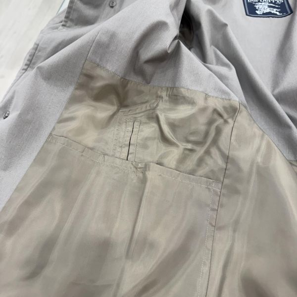 Burberry 灰色長款風衣 