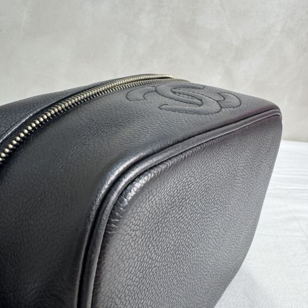 CHANEL 香奈兒魚子醬化妝包 