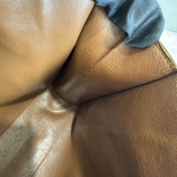 LV 老花洗漱大號手拿包 