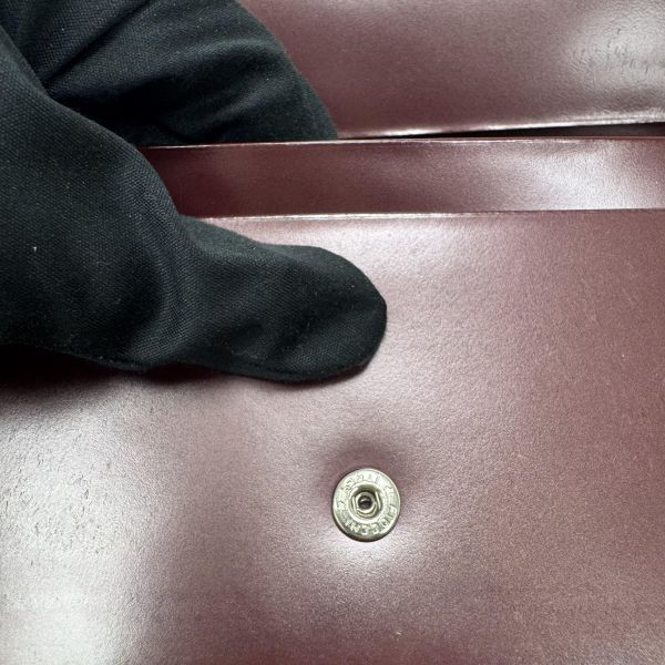 Agnes B酒紅色漆皮長夾 