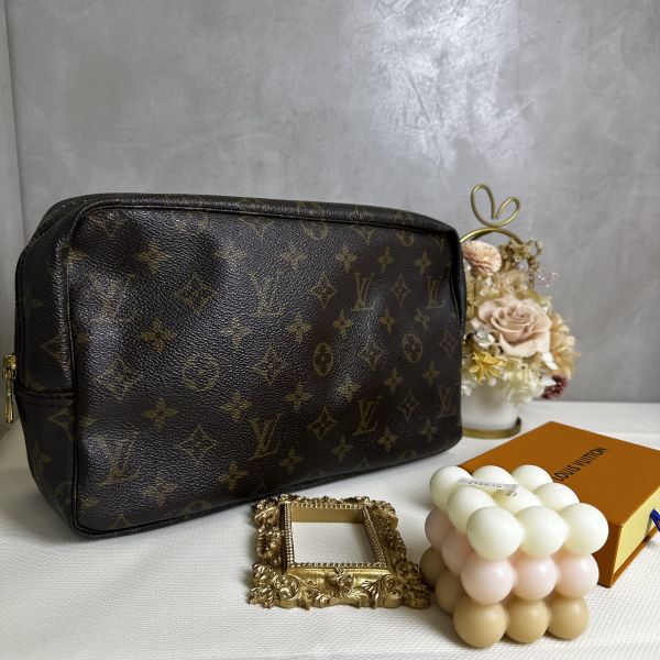 Louis Vuitton 經典化妝包 