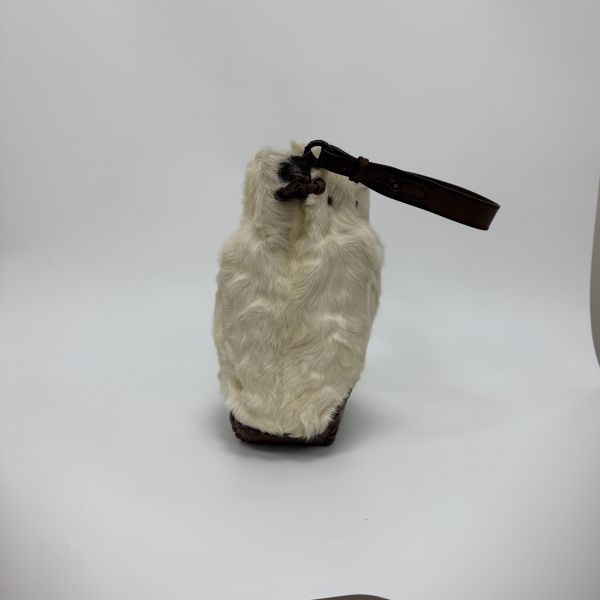 VALENTINO白色毛絨單肩包 