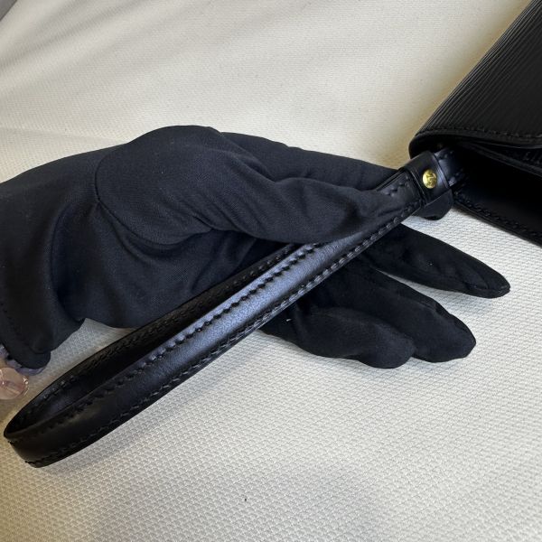 Louis Vuitton Epi手拿包 