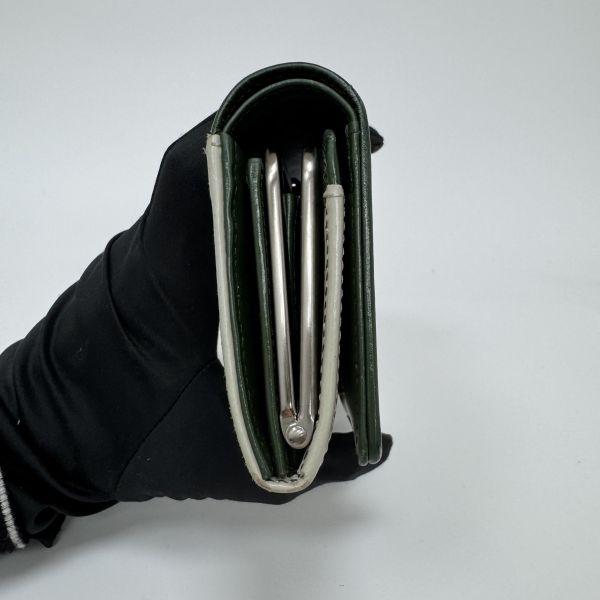 Agnes b. 淺綠 綠邊短款錢包 