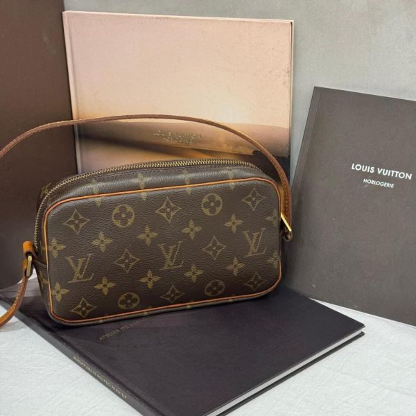 Louis Vuitton 小號開口笑腋下包 