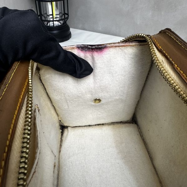 Louis Vuitton 亮面漆皮手提包 