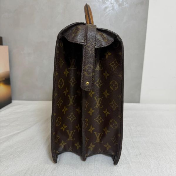 Louis Vuitton 絕版硬殼醫生包 