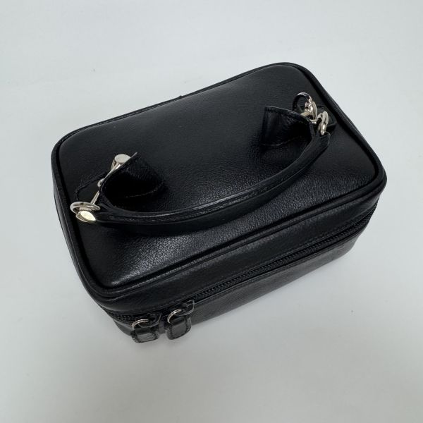 Gucci 黑色皮革手提包 