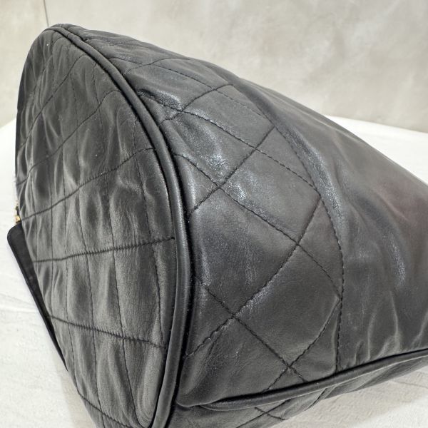 Chanel 小羊皮 斜背包 