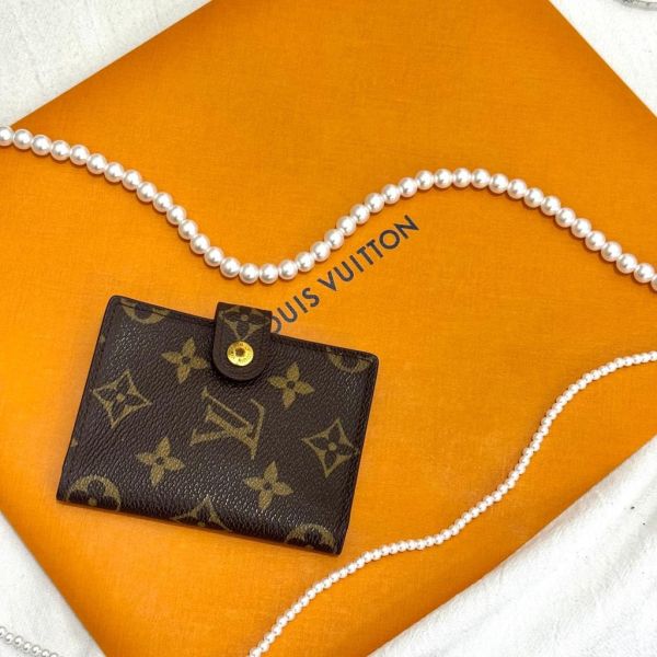Louis Vuitton 老花小卡包 