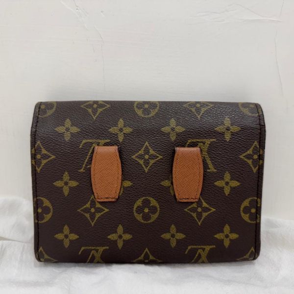 Louis Vuitton 紅皮腰包 