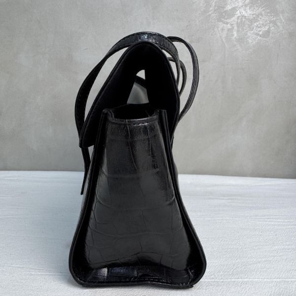 Balenciaga 經典鱷魚紋系列手提包 