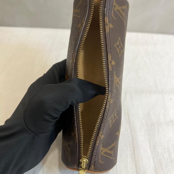 Louis Vuitton  圓筒筆袋 